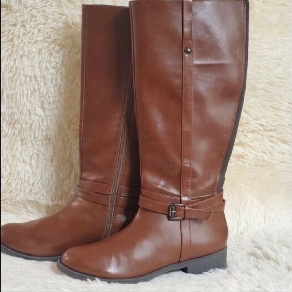 American Eagle boots